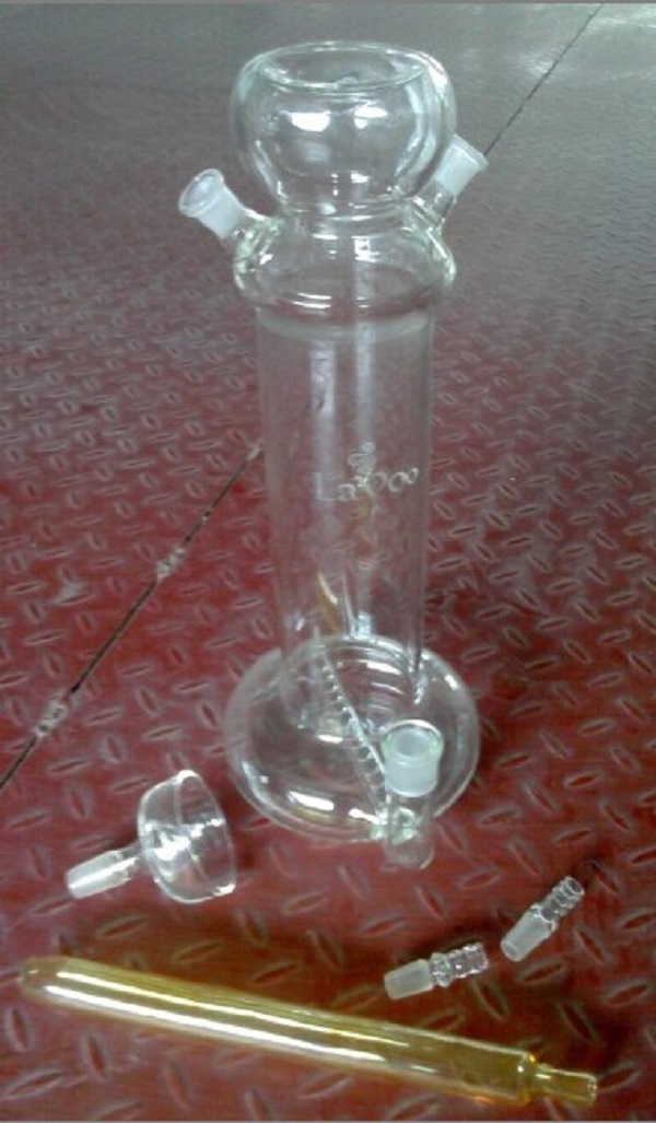 glass water pipe